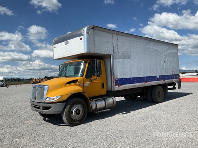 2015 International 4300 4x2 Moving Camion con Caja Seca / Furgoneta caja cerrada