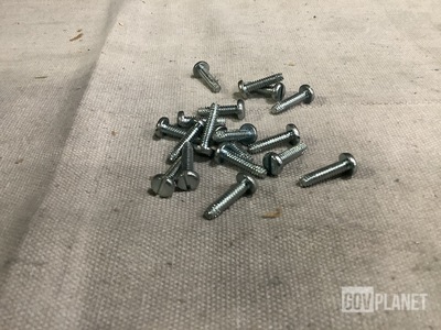 (424) Screws
