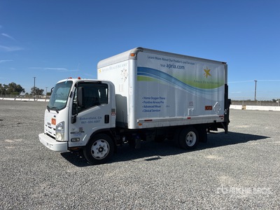 2015 Isuzu NPR Autocarro furgonato