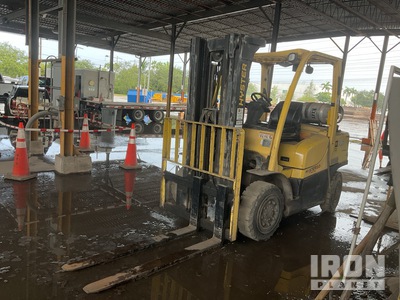 2011 Hyster H80FT 7850 lb Cushion Tire Forklift