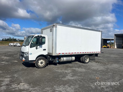 2018 Hino 155 4x2 Van Truck