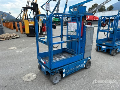 2013 Genie GRC-12 Vertical Mast Lift