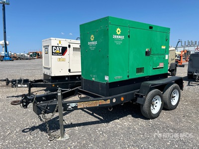 2017 Multiquip DCA45SSIU4FSG 45 kVA Mobile 発電機セット (250-749 kw/310-950 kva)
