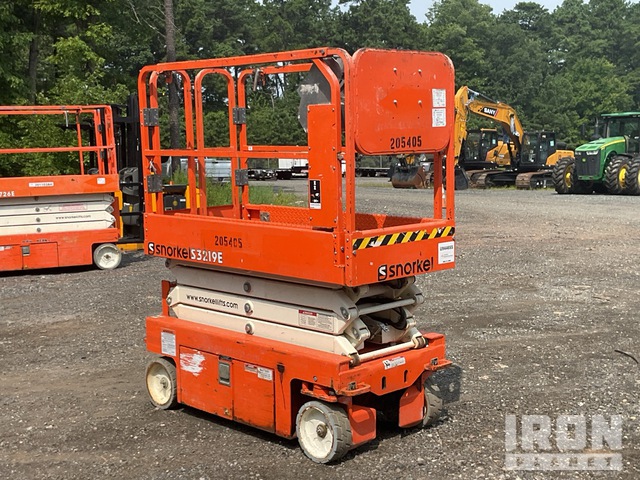 ELEVADOR TIJERA 2018 SNORKEL S3219E