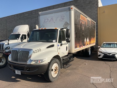 2007 International 4000 4x2 Van Truck