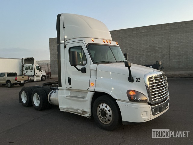 CAMIóN 2017 FREIGHTLINER