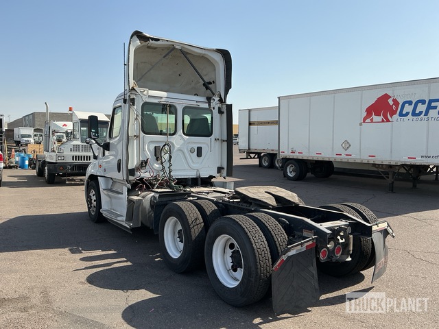 CAMIóN 2017 FREIGHTLINER