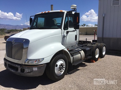 2006 International 8000 6x4 T/A Day Cab Truck Tractor
