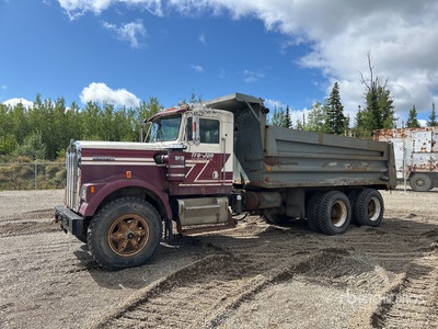 1984 Kenworth W900 6x4 T/A Dump Truck