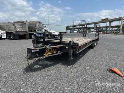 2018 Belshe T10 41 ft Tri/A Equipment Trailer