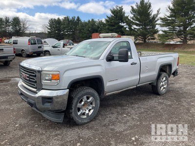 2015 GMC Sierra 2500HD 4x2 Pickup