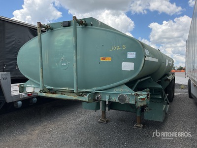 1984 Heil 5000 gal T/A Tanker Trailer
