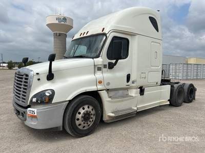 2017 Freightliner Cascadia 125 6x4 Sleeper Truck Tractor