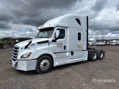 2020 Freightliner Cascadia 126 6x4 T/A Sleeper Truck Tractor