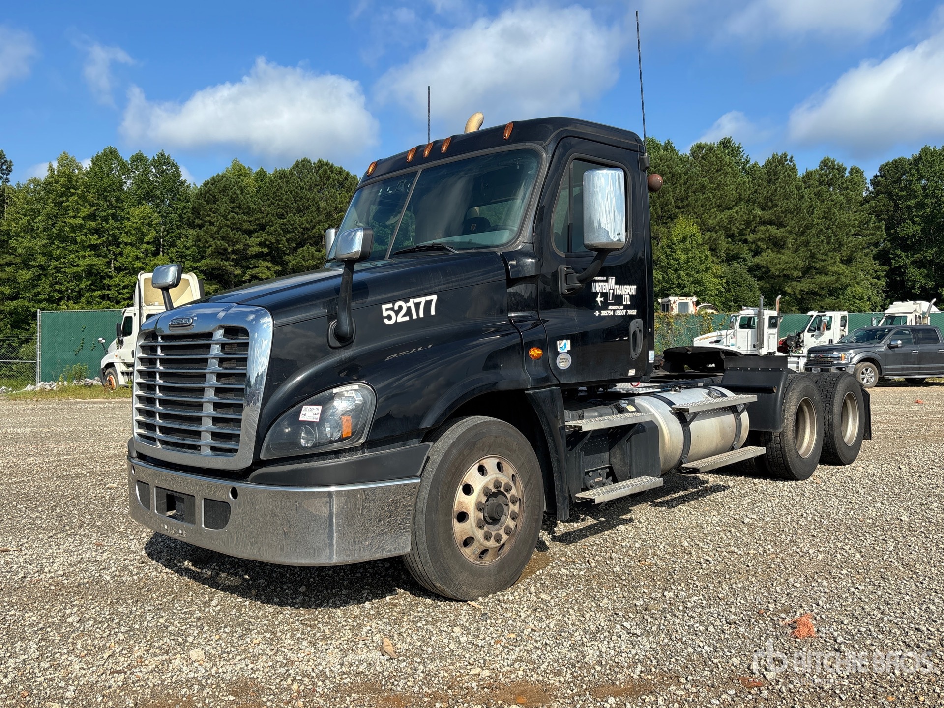 2020 Freightliner Cascadia 125 6x4 T/A Day Cab Truck Tractor