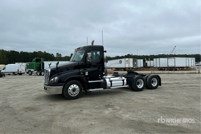 2020 Freightliner Cascadia 125 6x4 Cabeza Tractora Cabina Corta