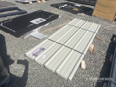 Quantity of (70) White Metal Roof Panels 16 Ft X 3 Ft Divers Autres (Unused)
