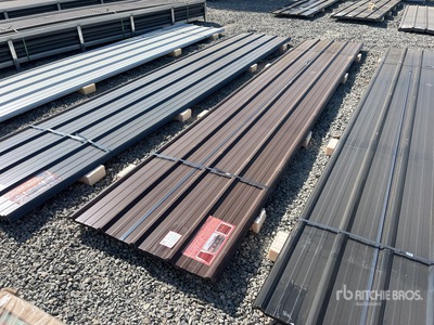 Quantity of (30) Brown Metal Roof Panels 16 Ft X 3 Ft Divers Autres (Unused)