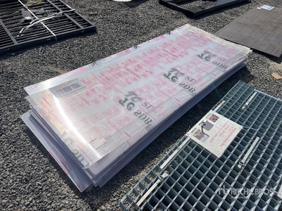 Quantity of (20) Clear Multi-Wall Polycarbonate Pane 8 Ft X 35 In Varios otros (Unused)
