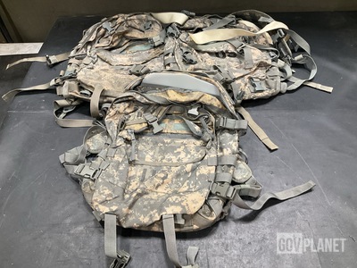 (33) Assault Packs