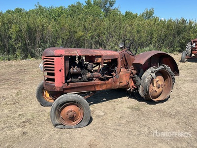 Massey-Harris 101 Junior 2WD Wide Front Antique Tractor