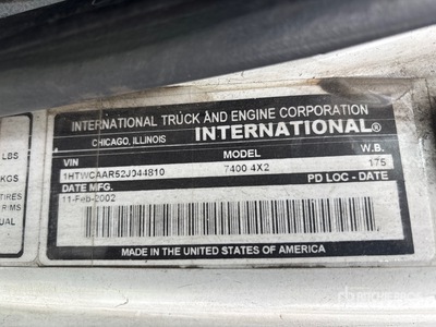 Altec TA41M 41 ft on 2002 International 7400 4x2 Cable Placer Arbeitsbühne-Lkw