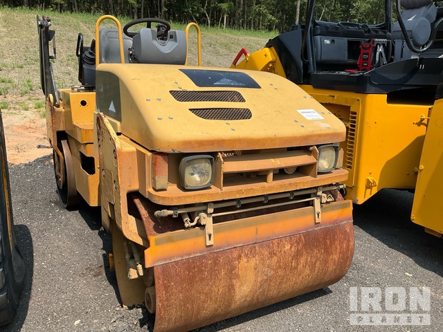 COMPACTADOR 2010 CATERPILLAR CB34