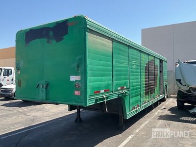1988 Mickey 16 Bay S/A Beverage Trailer