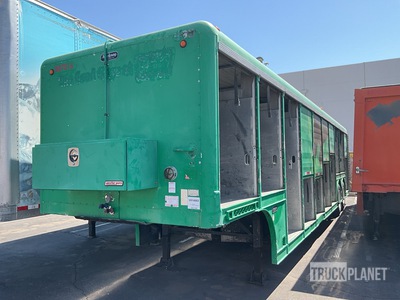 1987 Hackney 20 Bay T/A Beverage Trailer