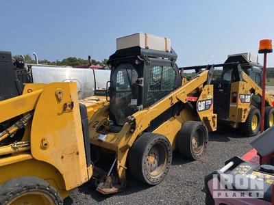 2015 Cat 272D2XHP Two-Speed High Flow Minicargadora (Inoperable)
