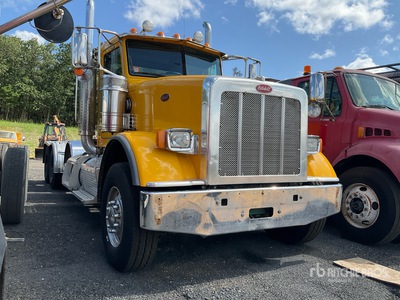 2015 Peterbilt 367 8x4 Heavy Haul Tri/A Day Cab Truck Tractor