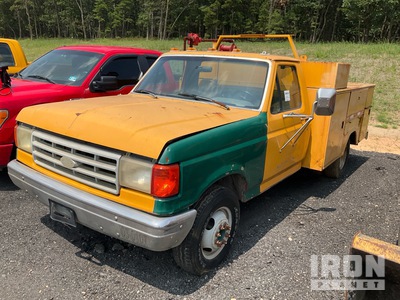 1989 Ford F-350 4x2 Utility Truck (Inoperable)