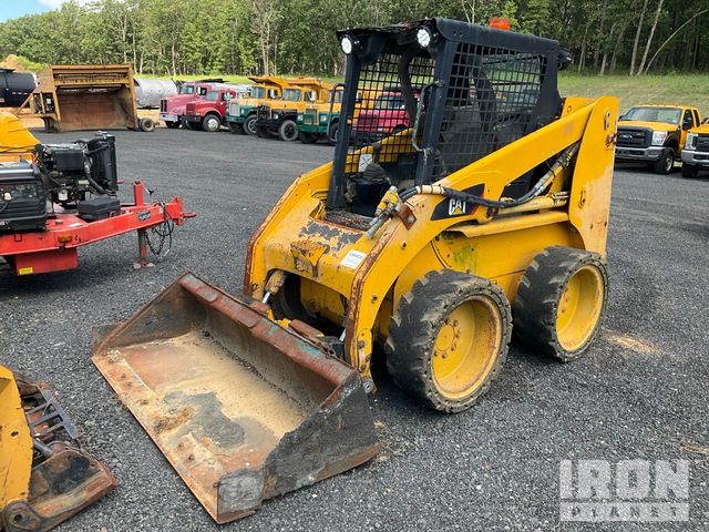 MINI CARGADOR SOBRE RUEDAS 2005 CATERPILLAR 248B