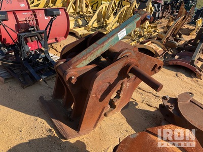 Crusher- Excavator attachment