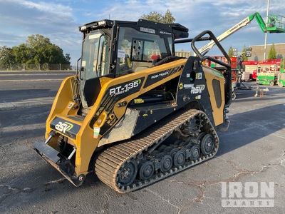 2022 ASV RT-135F لودر بجنزير