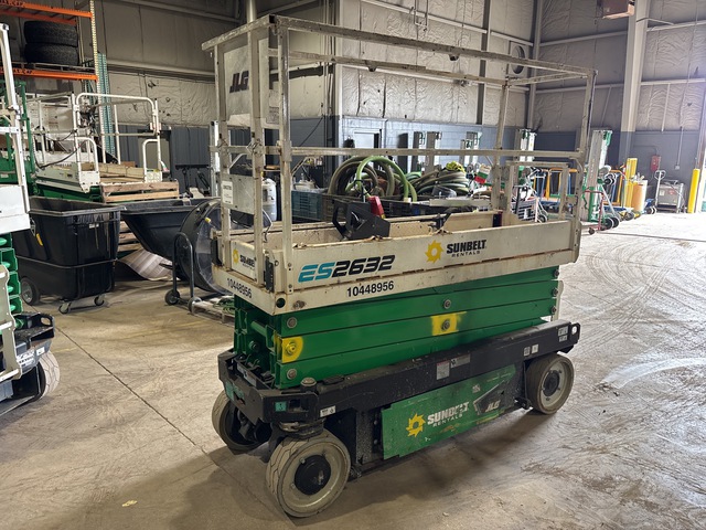 2022 JLG ES2632
