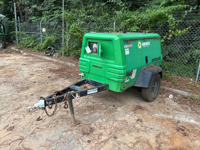 2019 Doosan P185WD0-T4F 185 cfm Mobile Air Compressor