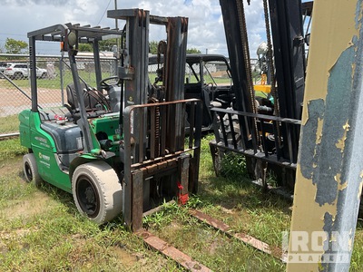 2018 Mitsubishi FD30N 5500 lb Forklift (Inoperable)