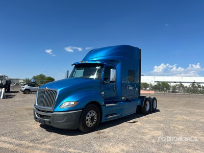 2019 International LT625 6x2 Cabeza Tractora Cabina Dormitorio