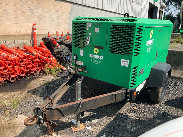 2018 Doosan HP375WCU 375 cfm Mobile Air Compressor (Inoperable)