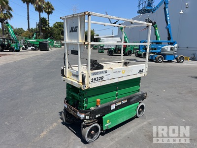 2018 JLG 1932R Electric Scissor Lift