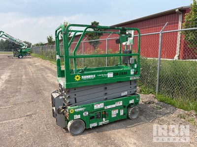 2017 Genie GS-1930 Electric Scissor Lift