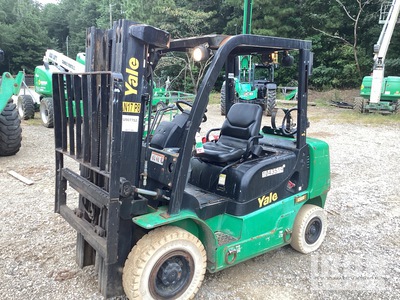 2017 Yale GTP050MXNEAE078 4800 lb Pneumatic Tire Heftruck