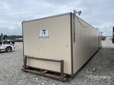 1983 PeaceTrailer Industries 150 kW Containerized Generador    (Inoperable)