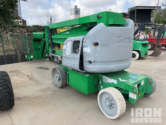 ELEVADOR ARTICULADO 2015 GENIE Z4023N