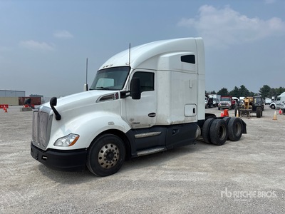 2017 Kenworth T680 6x4 Cabeza Tractora Cabina Dormitorio