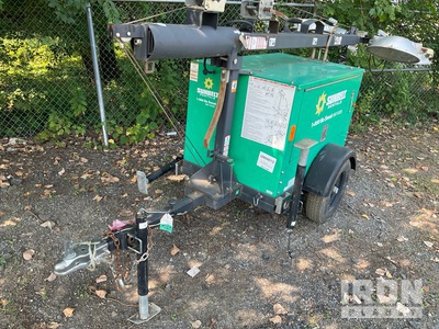 2015 Magnum MLT3060K 6 kW Torre faro