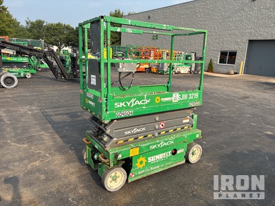 2014 Skyjack SJIII-3219 Electric Scissor Lift