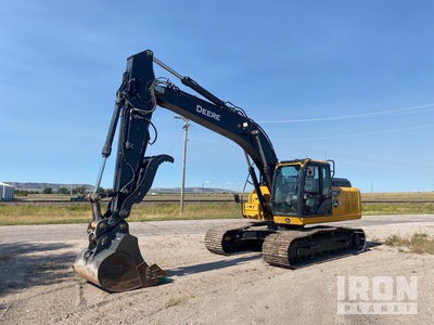 2021 John Deere 210GLC Tracked Excavator