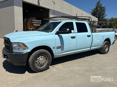 2012 Ram 2500 ST 4x2 Crew Cab Pickup